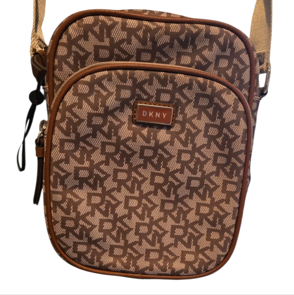 DkNY crossbody purse